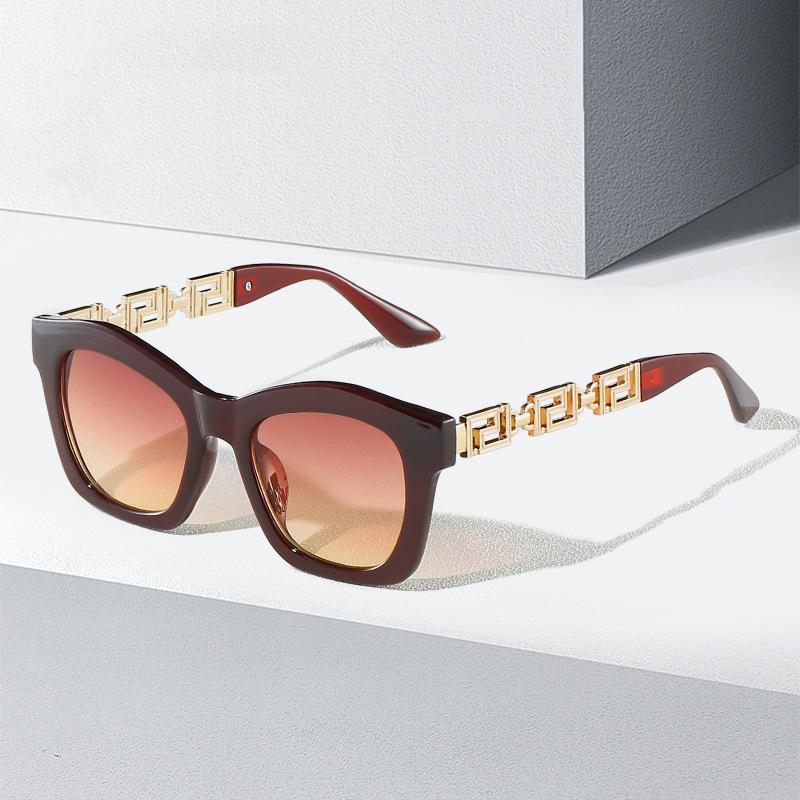 Sunglasses Luxury Rectangle Trend Casual Women/Men Brand Designer Vintage Gradient Sun Glasses Eyewear UV400
Sunglasses Luxury Rectangle Trend Casual Women/Men Brand Designer Vintage Gradient Sun Glasses Eyewear UV400