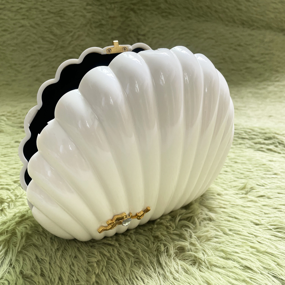 Classic Women Shell Pouch Box Clutch Wallets elegant Lady Evening bags Mobile Phone bag Large Capacity Shoulder Chest Pack Tote Chains Storage box