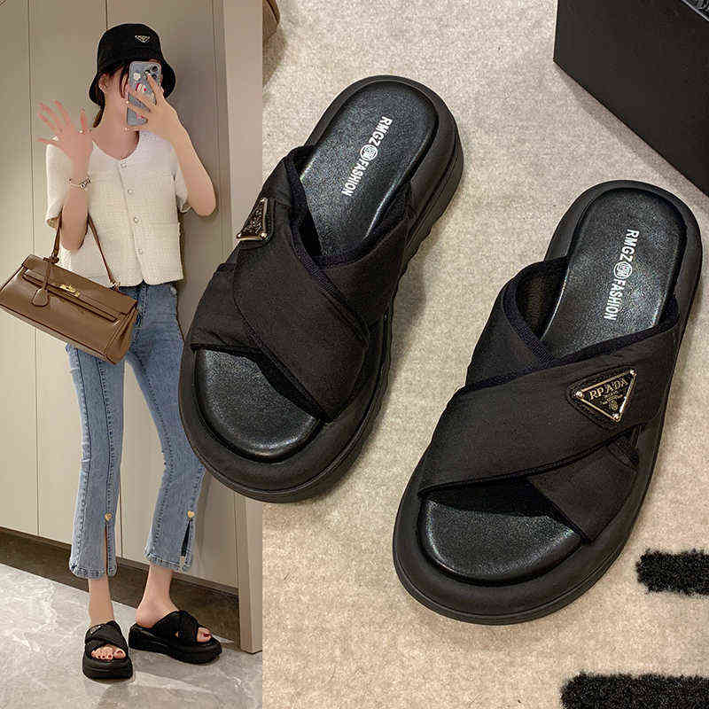 Beach Shoes Women's Sandals 2022 Trend Traf Luxury Heels Designer Comfortable Summer Woman Shoe Flat Elegant Medium Heel High Y220719, Black slippers
Beach Shoes Women's Sandals 2022 Trend Traf Luxury Heels Designer Comfortable Summer Woman Shoe Flat Elegant Medium Heel High Y220719, Black slippers