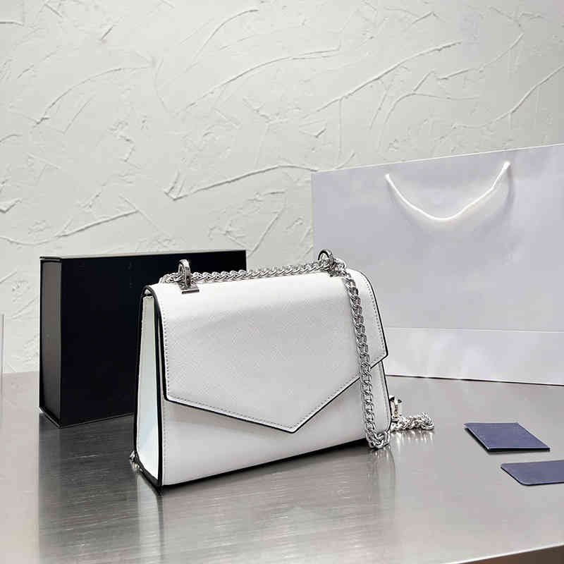 Evening Bags Shoulder Bag Designer Women Handbags Tote Bag Fashion Simple Crossbody Bag Messenger Luxury Chain Ladies Wallet 220721, Black
Evening Bags Shoulder Bag Designer Women Handbags Tote Bag Fashion Simple Crossbody Bag Messenger Luxury Chain Ladies Wallet 220721, Black