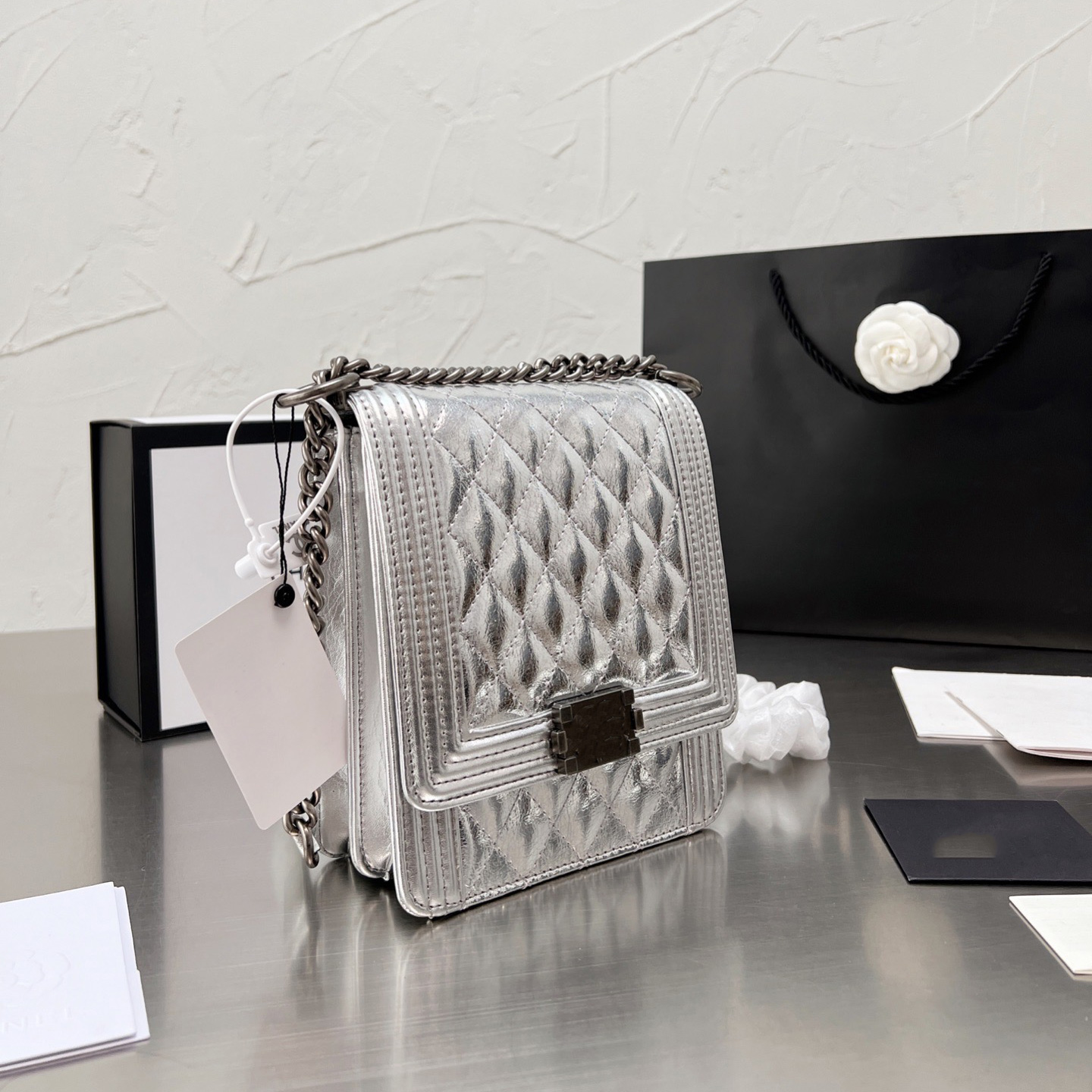 CC Bag s C brand bags Lady Handbag Designers Crossbody Shoulder Ladies Bag Purse Wallets Clutch Totes Handle Keychain Rivet Zipper Women Luxury Handbags CHZU, Black
CC Bag s C brand bags Lady Handbag Designers Crossbody Shoulder Ladies Bag Purse Wallets Clutch Totes Handle Keychain Rivet Zipper Women Luxury Handbags CHZU, Black