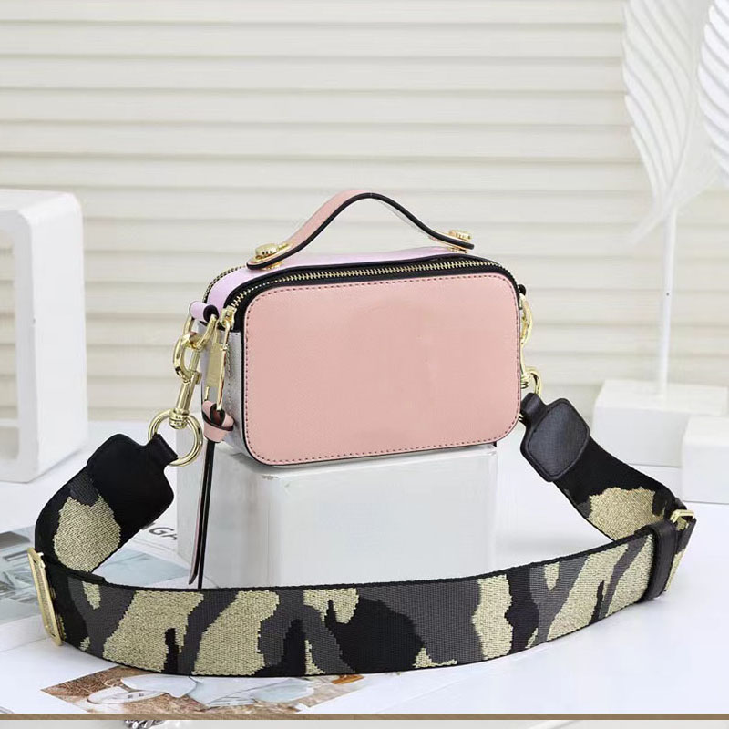 Bamboo handbag luxury designer bags CrossBody bags women messenger shoulder the tote bag Genuine Leather flap fashion Plain satchel lady handbags Tstraps Lock, Black
Bamboo handbag luxury designer bags CrossBody bags women messenger shoulder the tote bag Genuine Leather flap fashion Plain satchel lady handbags Tstraps Lock, Black