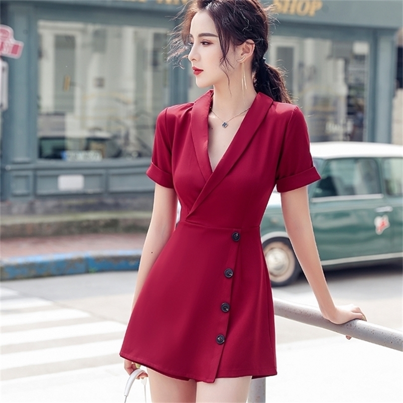 New Notched Jumpsuit Women Playsuit Buttons Slim Back Zipper High Waist Skorts Wide Leg Overalls Rompers macacao S96294 T200704, Burgundy jumpsuit
New Notched Jumpsuit Women Playsuit Buttons Slim Back Zipper High Waist Skorts Wide Leg Overalls Rompers macacao S96294 T200704, Burgundy jumpsuit
