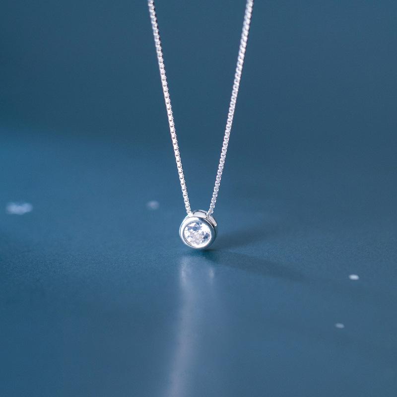 Pendant Necklaces Sterling Silver Korean Minimalist Round Zirconia Crystal Necklace Box Chain For Women Lady Daughter Jewelry GiftPendant
Pendant Necklaces Sterling Silver Korean Minimalist Round Zirconia Crystal Necklace Box Chain For Women Lady Daughter Jewelry GiftPendant