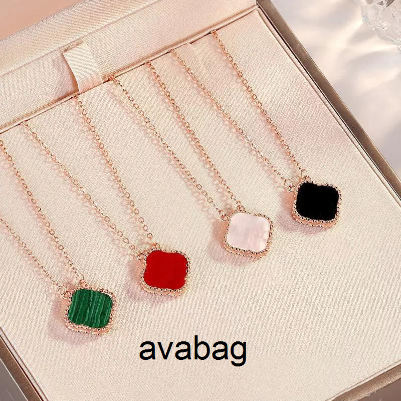 pendant necklace Designer Jewelry love necklaces Four Leaf Clover Rose Gold Silver Gift for womens wedding flower shape pendants Link Chain NGS7
pendant necklace Designer Jewelry love necklaces Four Leaf Clover Rose Gold Silver Gift for womens wedding flower shape pendants Link Chain NGS7