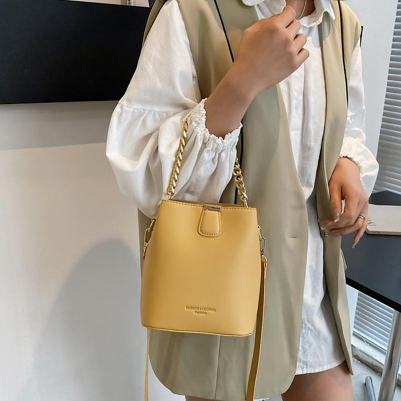 Evening Bags Trend Bucket Shoulder For Women Luxury Leather Crossbody Bag Casual All Match Handbags Female Designer Chain Messenger BagEveni, Black
Evening Bags Trend Bucket Shoulder For Women Luxury Leather Crossbody Bag Casual All Match Handbags Female Designer Chain Messenger BagEveni, Black
