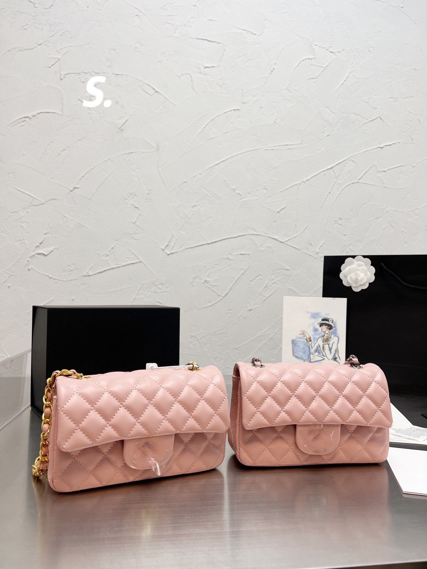 women's designers shoulder bag Luxury tote purse handbag message bags cluth top quality brand classic lambskin leather Luggage Crossbody rhombus CF 20CM PINK, Black gold chain
women's designers shoulder bag Luxury tote purse handbag message bags cluth top quality brand classic lambskin leather Luggage Crossbody rhombus CF 20CM PINK, Black gold chain