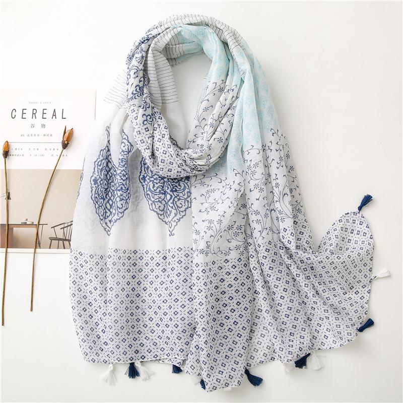 Scarves Summer Women Scarf Bohemia Printed Beach Hijab Shawls And Wraps Female Foulard Long Tassel Pashmina Bandana ScarvesScarves
Scarves Summer Women Scarf Bohemia Printed Beach Hijab Shawls And Wraps Female Foulard Long Tassel Pashmina Bandana ScarvesScarves