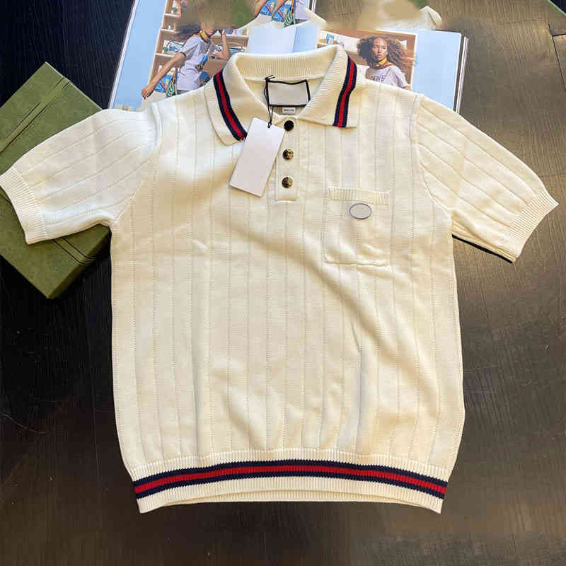 G family 22 spring and summer new Lapel Polo Gold Button short sleeved sweater top college style contrast color sweater female, Creamy-white
G family 22 spring and summer new Lapel Polo Gold Button short sleeved sweater top college style contrast color sweater female, Creamy-white
