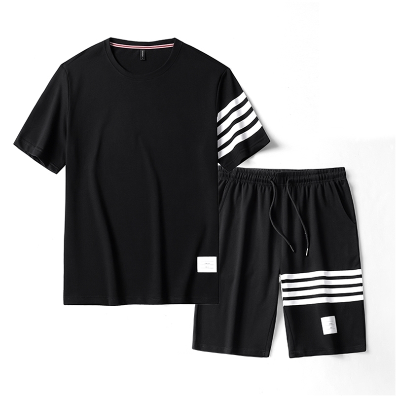 Men Clothing Men s Sets Designer Clothes T Shirts Shorts Tracksuit Korea Fashion Sweatsuits Sweatpants Plus Size Two Piece 220613, Black 
Men Clothing Men s Sets Designer Clothes T Shirts Shorts Tracksuit Korea Fashion Sweatsuits Sweatpants Plus Size Two Piece 220613, Black