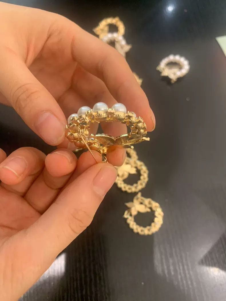 Gold Silver Diamond Pearl Butterfly Brooches For Women Literary Fan Temperament Wedding Dress Broch Pin Bride Engagement Pins Clothing Accessories