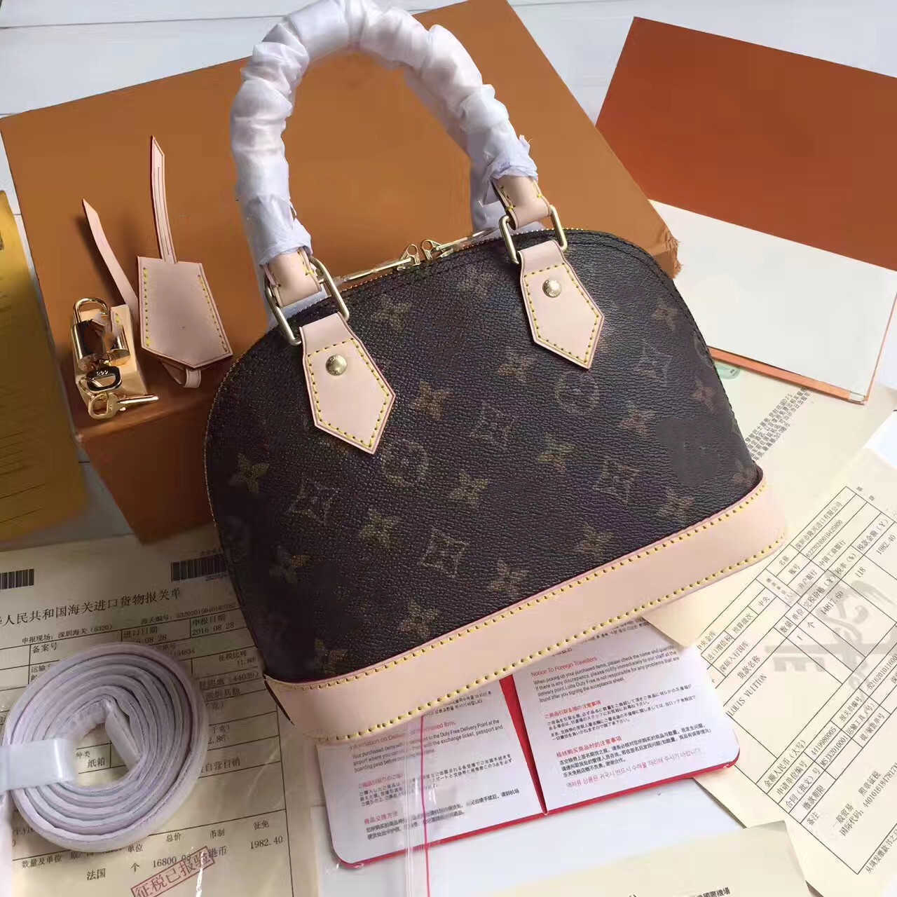 GGs LVs YSLs Louiseity Viutonity LOUISS VUTTONS Totes Womens Crossbody Shoulder Bags Designers Handbag Classic Leather Shell Bag, 22
GGs LVs YSLs Louiseity Viutonity LOUISS VUTTONS Totes Womens Crossbody Shoulder Bags Designers Handbag Classic Leather Shell Bag, 22