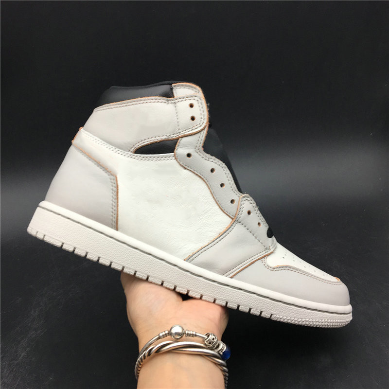 Shoes Top Quality 1 High OG Defiant Man Basketball Designer Light Bone Crimson Tint Hyper Pink Black Sport Sneakers
Shoes Top Quality 1 High OG Defiant Man Basketball Designer Light Bone Crimson Tint Hyper Pink Black Sport Sneakers