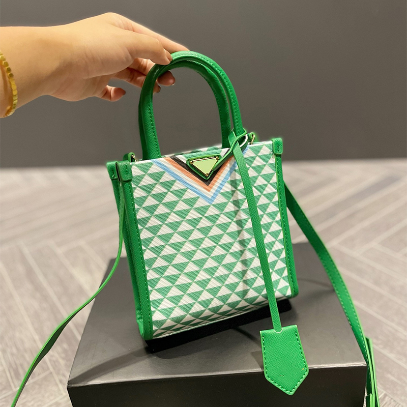 The latest 22 Tote shopping bags fashion women shoulder crossbody bag large capacity luxury handbags purses girl designer the Totes wallets, Yellow small
The latest 22 Tote shopping bags fashion women shoulder crossbody bag large capacity luxury handbags purses girl designer the Totes wallets, Yellow small