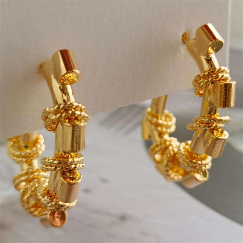 French Gold G-Shaped Metal Earrings Stud Female Summer Ins Niche Design Unique Temperament Fashion Earrings Jewelry Accessories