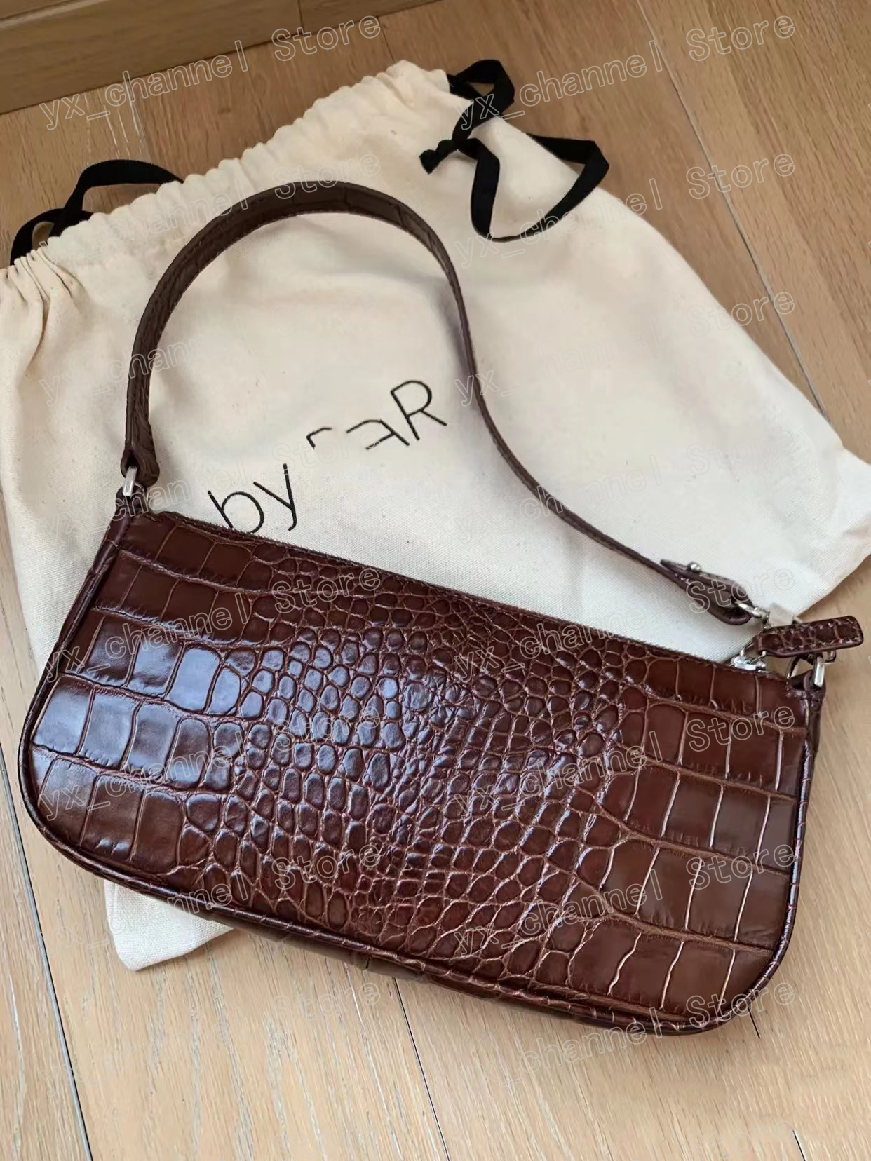 By Fa Handbag Designer Bags Zhouzhoubao123 Tote Bag Ladies Crossbody Bagg Luxury Fashion Bags Shoulder Backpack Duffle Sacoche 5a-high Quality 18FWRCLSNEDMED, Brown
By Fa Handbag Designer Bags Zhouzhoubao123 Tote Bag Ladies Crossbody Bagg Luxury Fashion Bags Shoulder Backpack Duffle Sacoche 5a-high Quality 18FWRCLSNEDMED, Brown