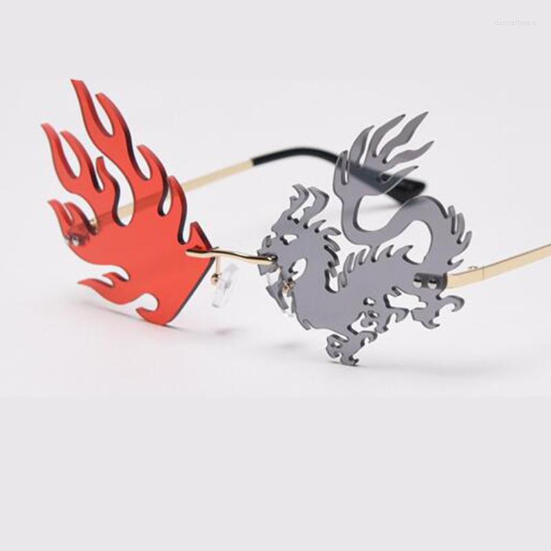 Sunglasses Retro Punk Women Rimless Wave UV 400 Eyewear Metal Phoenix Glasses For Female Oversized Red Designer ShadesSunglasses
Sunglasses Retro Punk Women Rimless Wave UV 400 Eyewear Metal Phoenix Glasses For Female Oversized Red Designer ShadesSunglasses