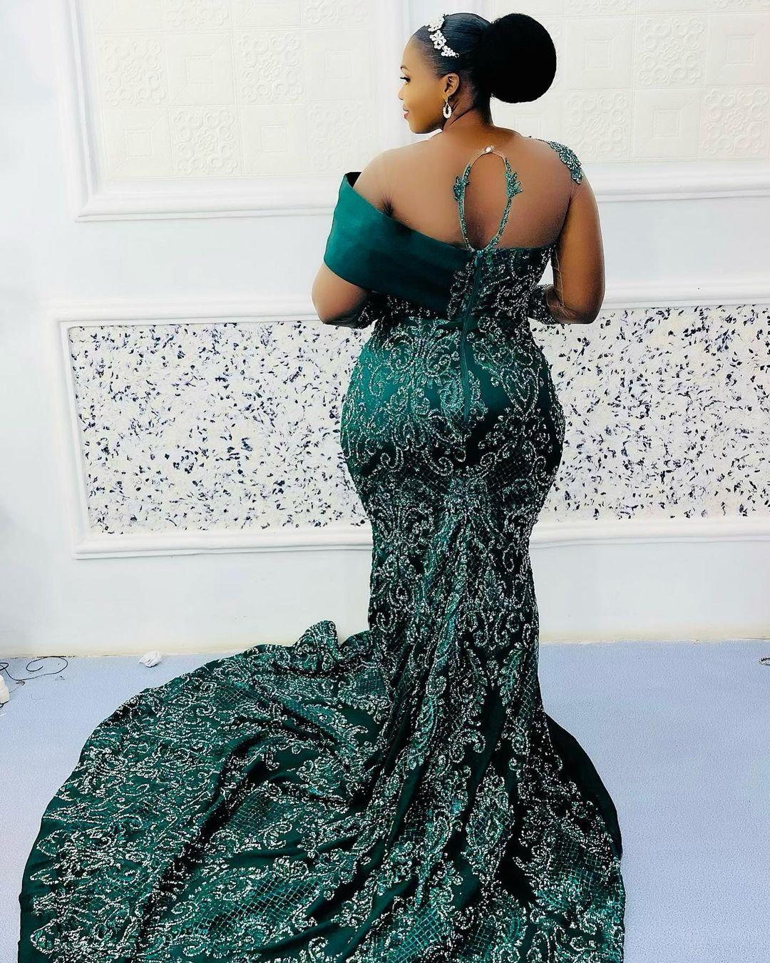 Hunter Green Plus Size Evening Dresses 2023 Lace Beaded Long Sleeve Aso Ebi Mermaid Prom Gown