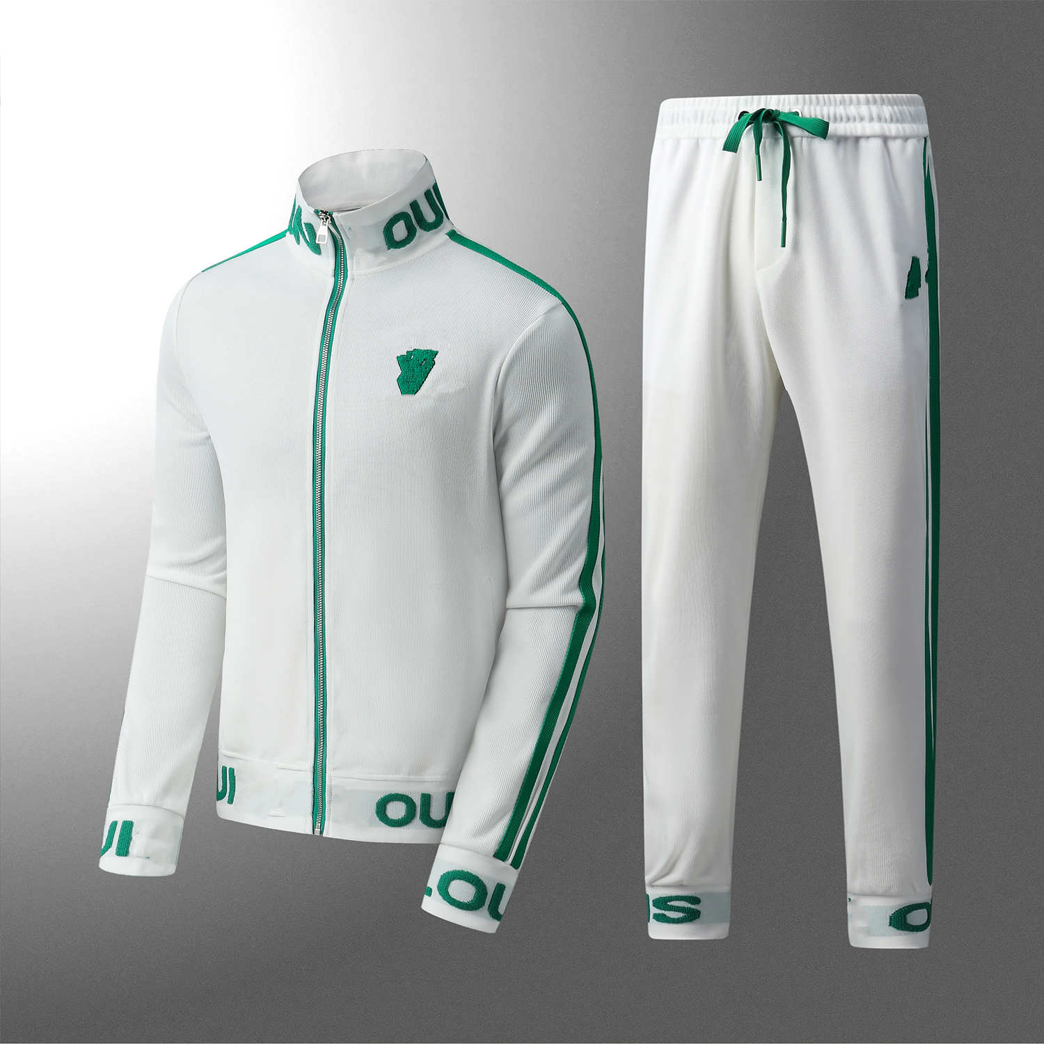 2022 high-quality men's and women's tracksuit jogging clothes spring and autumn leisure sports alphabet pocket pants drawstring 2-piece set
2022 high-quality men's and women's tracksuit jogging clothes spring and autumn leisure sports alphabet pocket pants drawstring 2-piece set