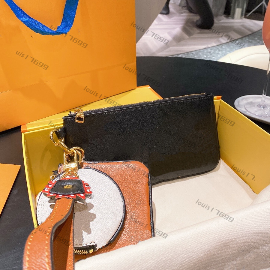 3pcs leather small Wallet woman mini Coin Purse zipper 3 pieces brand Trio Pouch Clutch Bags colors Circle zip wristlet key case wallets with box
3pcs leather small Wallet woman mini Coin Purse zipper 3 pieces brand Trio Pouch Clutch Bags colors Circle zip wristlet key case wallets with box