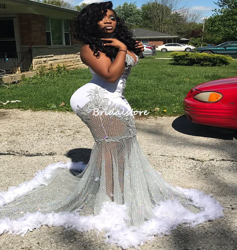 Luxury African Black Girls Evening Dress With Feather Halter Neck Mermaid Lace Prom Dresses Trumpet Plus Size Formal Party Gowns Elegant Aso Ebi Robes