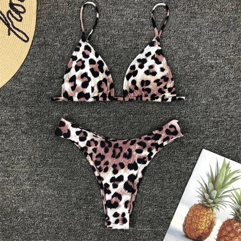 OMKAGI Micro Sexy Push Up Swimsuit Women Swimwear Bandage Bikini Set Tieside Bathing Suit Maillot de Bain Femme Y200319, B3425lp
OMKAGI Micro Sexy Push Up Swimsuit Women Swimwear Bandage Bikini Set Tieside Bathing Suit Maillot de Bain Femme Y200319, B3425lp