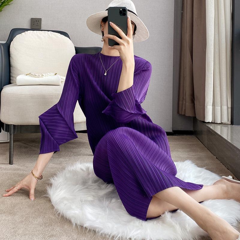 Casual Dresses Miyake Pleated 2022 Summer Large Size Slim Age Reduction Waist Dress Female Personality Design Japanese Style Basic DressesCa, Black
Casual Dresses Miyake Pleated 2022 Summer Large Size Slim Age Reduction Waist Dress Female Personality Design Japanese Style Basic DressesCa, Black