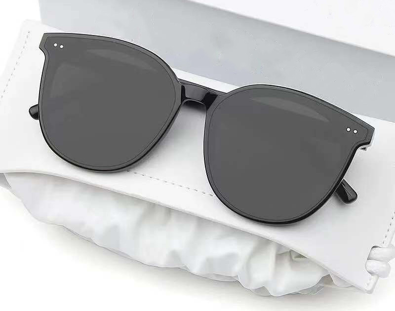 2022 star models classic gentle monster square frame women's sunglasses fashion men's luxury brand business trend high-end universal
2022 star models classic gentle monster square frame women's sunglasses fashion men's luxury brand business trend high-end universal