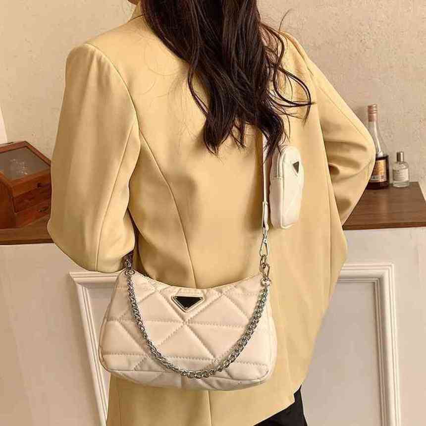80%2022 New Top Design Luxury Bags mother and son texture Chain Hand Lingge bagWomen's Fashion Bags, White
80%2022 New Top Design Luxury Bags mother and son texture Chain Hand Lingge bagWomen's Fashion Bags, White