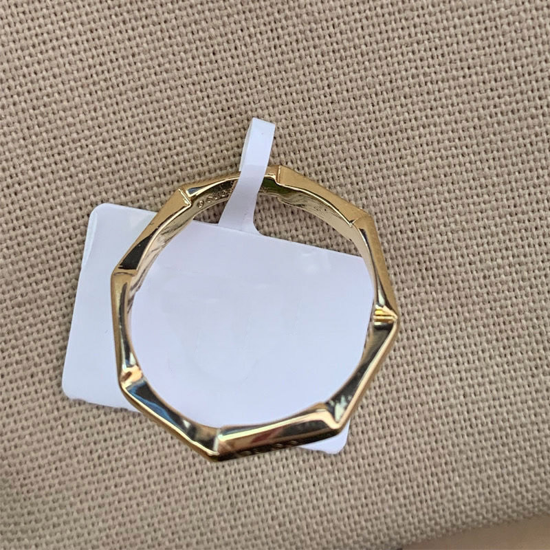 Wedding Ring Designer Jewelry Luxury Rose Gold Love Rings For Women Mens Ring Lady Engagement Gifts Letter G Fashion Top Quality Box
Wedding Ring Designer Jewelry Luxury Rose Gold Love Rings For Women Mens Ring Lady Engagement Gifts Letter G Fashion Top Quality Box