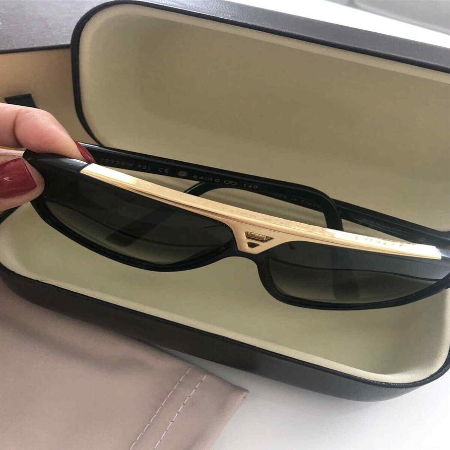 Evidence Luxury Millionaire Sunglasses Retro Vintage Men Brand Designer Sunglasses Shiny Gold Summer Style Laser Logo Gold Plated306L
Evidence Luxury Millionaire Sunglasses Retro Vintage Men Brand Designer Sunglasses Shiny Gold Summer Style Laser Logo Gold Plated306L