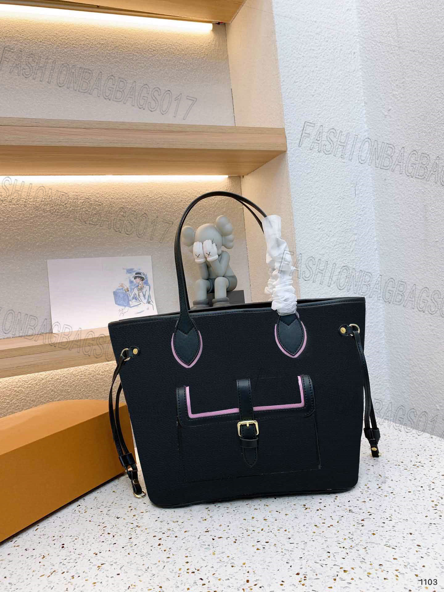 FALL FOR YOU 22ss Never Tote Bag Full Printing Monograms Designer MM Large Capacity Front Pocket Pounch Shopping Totes Hobos Crossbody Handbag
FALL FOR YOU 22ss Never Tote Bag Full Printing Monograms Designer MM Large Capacity Front Pocket Pounch Shopping Totes Hobos Crossbody Handbag