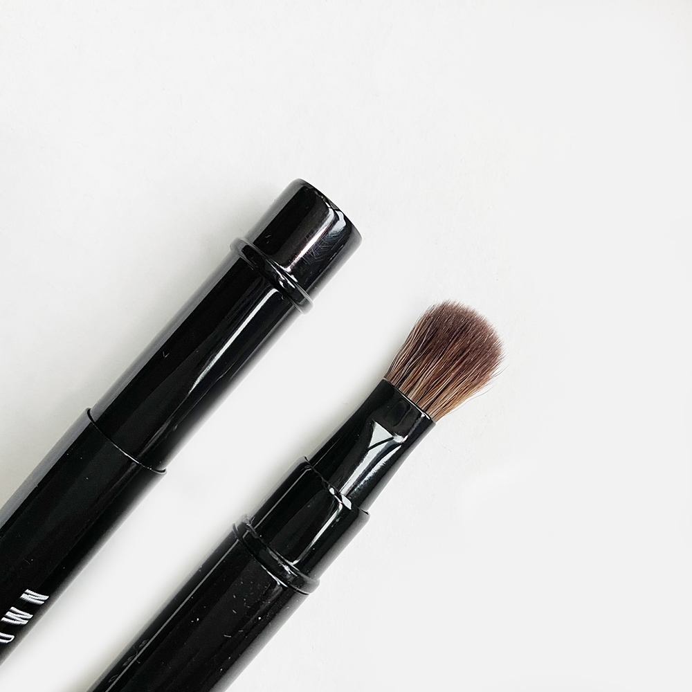 BB Retractable Dual-ended Eyeshadow Makeup Brush Eye Blender + Eye Shadow Cosmetic Brush Beauty Tool - Easy Glide Metallic Handle