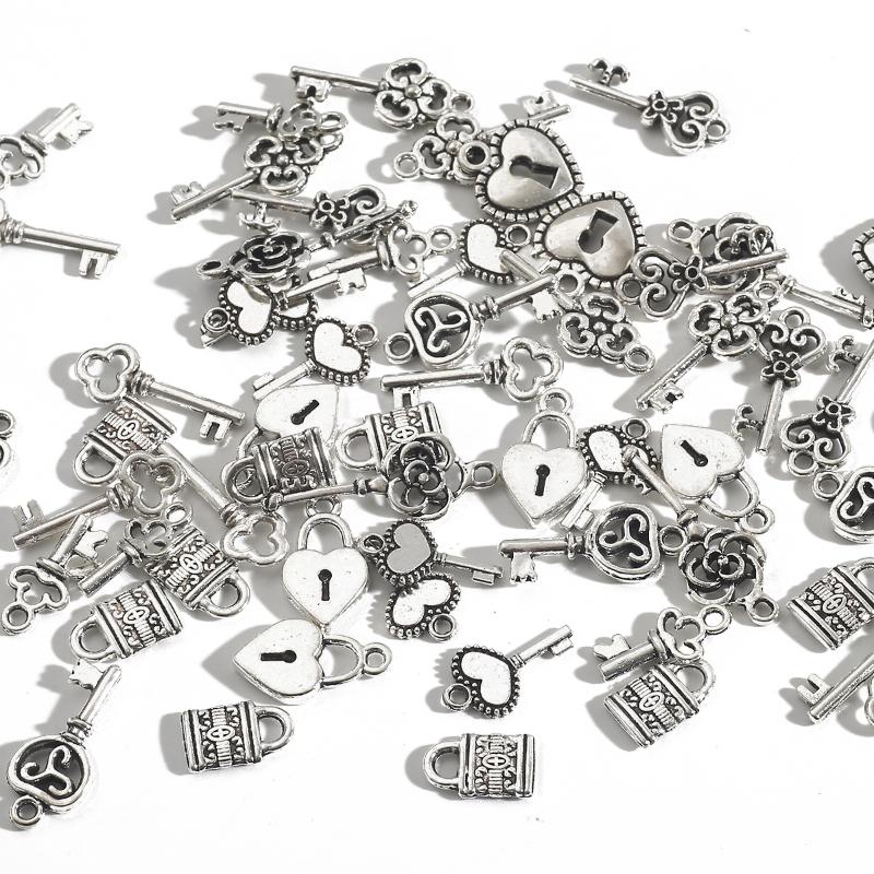 Charms 20/30pcs Tibetan Silver Plated Lock Key Couple Love Pendants For Diy Hip Hop Necklace Bracelet Jewelry Makings WholesaleCharms
Charms 20/30pcs Tibetan Silver Plated Lock Key Couple Love Pendants For Diy Hip Hop Necklace Bracelet Jewelry Makings WholesaleCharms