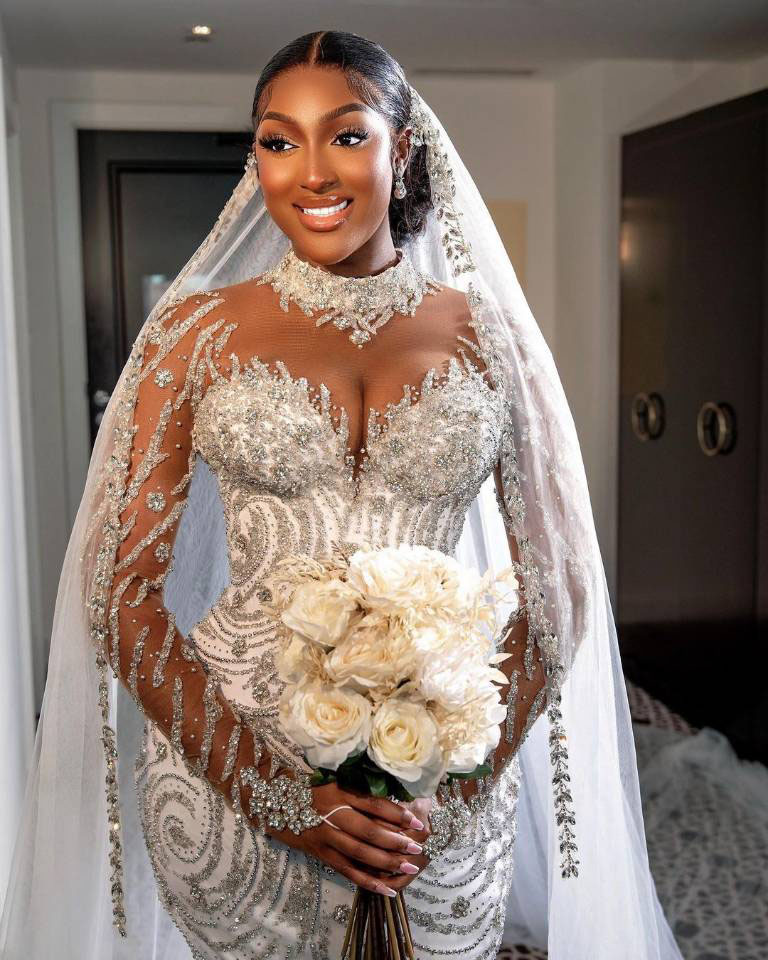 Saudi Arabia Crystal Mermaid Wedding Dress Illusion High Neck Long Sleeve Plus Size Bridal Gowns Beads Bride robes de