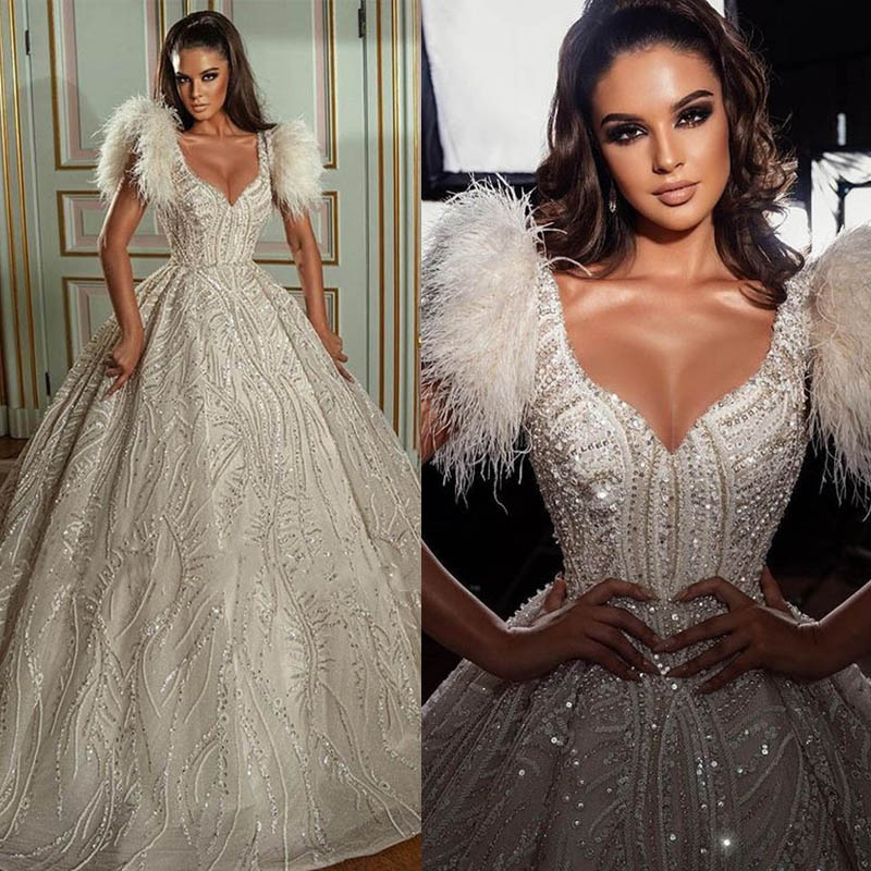 Luxurious Weddding Dresses Ball Gown Puffy Tulle Crystal Beaded V Neck Sequins Feather Sleeves Women Formal Bride Gowns