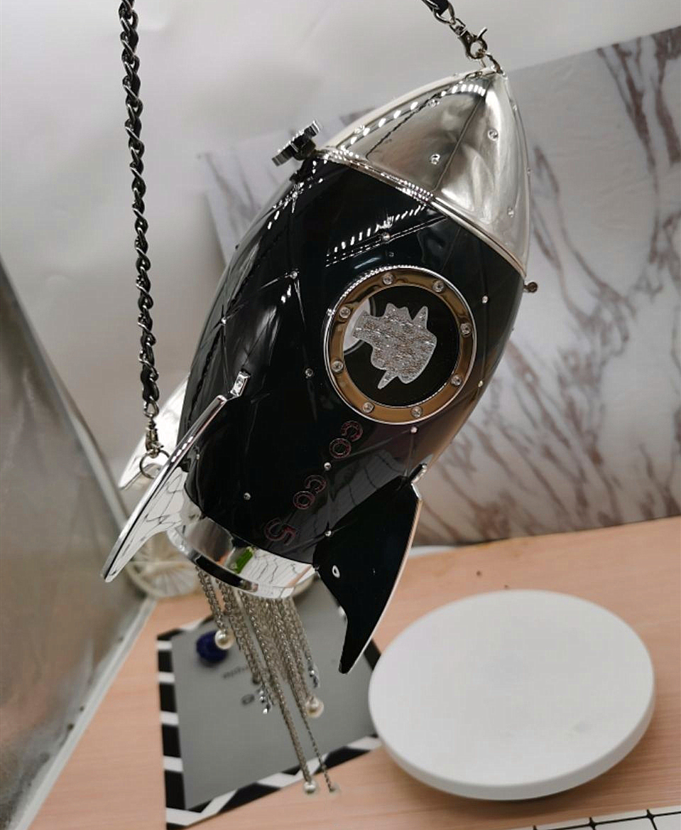 COCO Rocket satchel Bucket bag Crossbody Artificial Diamond tassels Bag Evening Designers Shoulder Bags Fashion Luxurys Womens Lady Phone Pocket Totes Dating Gift, Black
COCO Rocket satchel Bucket bag Crossbody Artificial Diamond tassels Bag Evening Designers Shoulder Bags Fashion Luxurys Womens Lady Phone Pocket Totes Dating Gift, Black