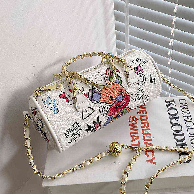 Bear Graffiti Lady's S Chain Mobile Phone Shoulder Bags Simple Small Square Bag Women's Luxury Designer Handbags for Women 2021 G220506, Black
Bear Graffiti Lady's S Chain Mobile Phone Shoulder Bags Simple Small Square Bag Women's Luxury Designer Handbags for Women 2021 G220506, Black