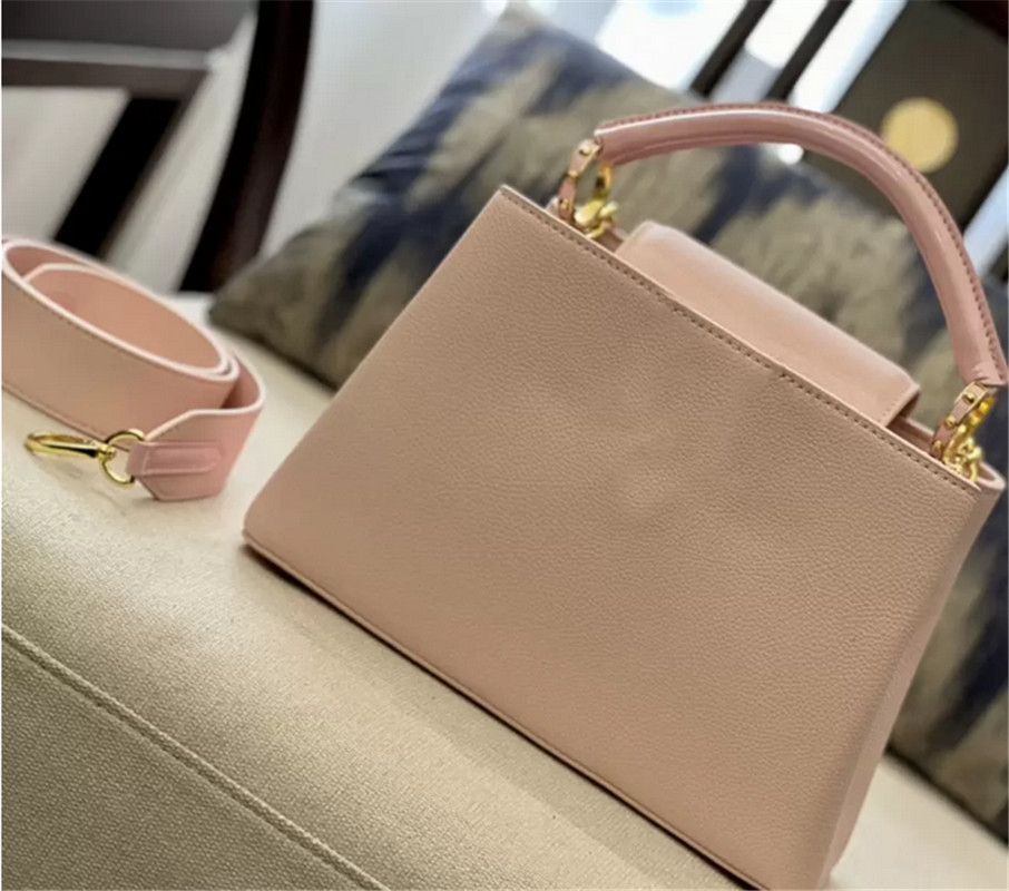 Genuine Leather Handbag Comes With Box Chain Bag Women luxurys Fashion Designers Bags Female clutch Classic High Quality Girl Handbags H0505
Genuine Leather Handbag Comes With Box Chain Bag Women luxurys Fashion Designers Bags Female clutch Classic High Quality Girl Handbags H0505