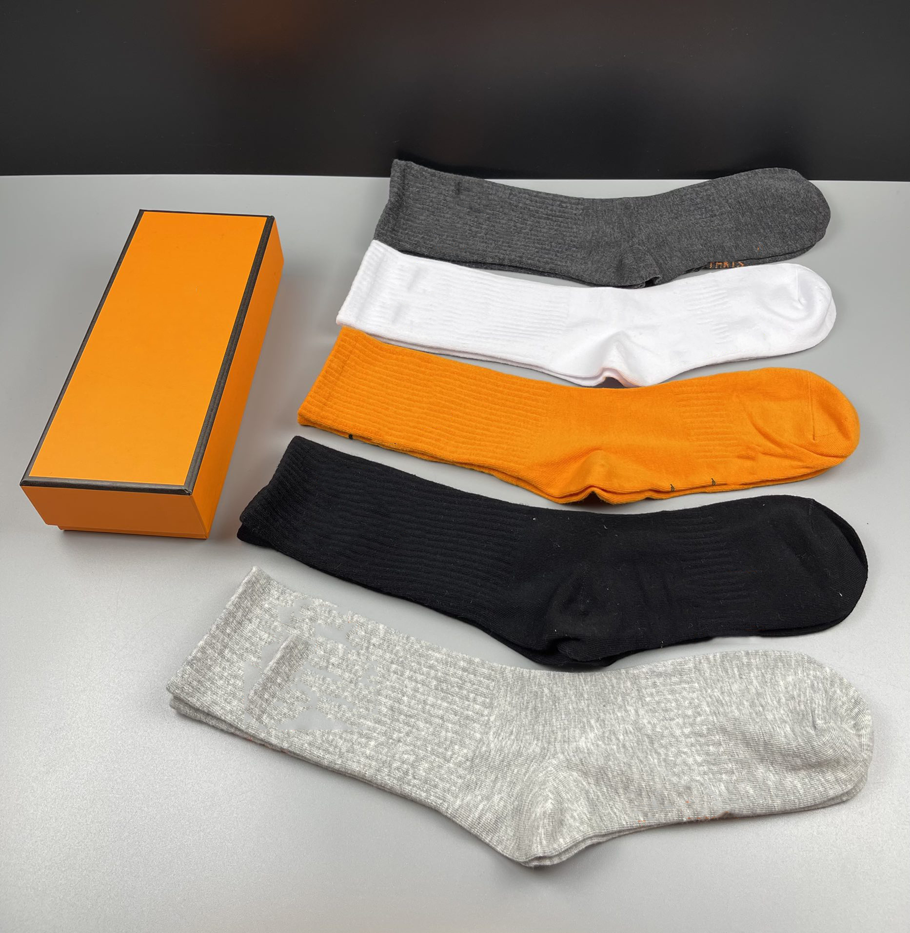 Designer Style men's Socks Long stockings Classic Letter Pattern Casual Universal Cotton 1box=5 pieces, Hosiery stripe
Designer Style men's Socks Long stockings Classic Letter Pattern Casual Universal Cotton 1box=5 pieces, Hosiery stripe
