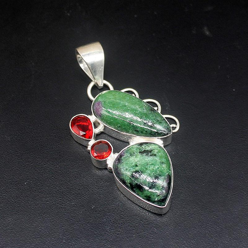 Pendant Necklaces Hermosa Jewelry Natural Green Obsidian Red Garnet Silver Color Charm Necklace For Women Gifts 20224802Pendant
Pendant Necklaces Hermosa Jewelry Natural Green Obsidian Red Garnet Silver Color Charm Necklace For Women Gifts 20224802Pendant
