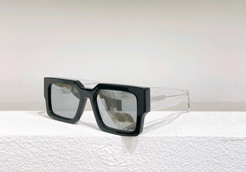 Square Sunglasses Crystal Black/Silver Mirrored Men Fashion Sun Glasses UV400 Protection Eyewear with box
Square Sunglasses Crystal Black/Silver Mirrored Men Fashion Sun Glasses UV400 Protection Eyewear with box