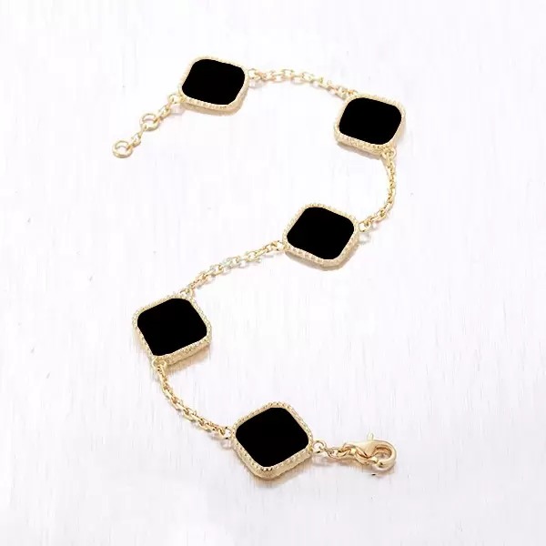 Solid Silver Fashion Classic 4/Four Leaf Clover Designer Charm Bracelets 18K Gold Agate Shell Mother-of-Pearl for Women&Girl Wedding Mother' Day Jewelry Van Women gift
Solid Silver Fashion Classic 4/Four Leaf Clover Designer Charm Bracelets 18K Gold Agate Shell Mother-of-Pearl for Women&Girl Wedding Mother' Day Jewelry Van Women gift