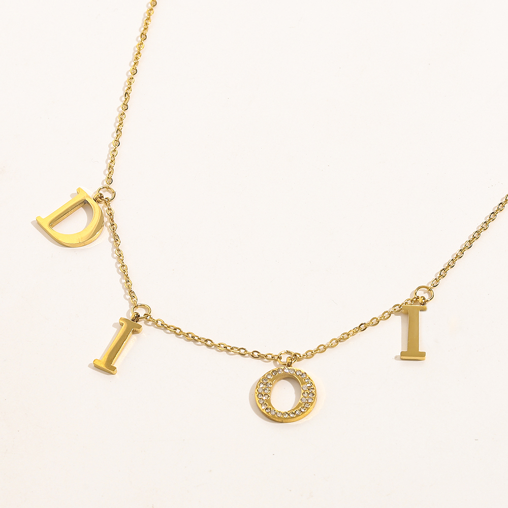 18K Gold Plated Stainless Steel Necklace Fashion Women Designer Necklaces Choker Letter Pendants Chain Crystal Wedding Jewelry Accessories ZG1403
18K Gold Plated Stainless Steel Necklace Fashion Women Designer Necklaces Choker Letter Pendants Chain Crystal Wedding Jewelry Accessories ZG1403