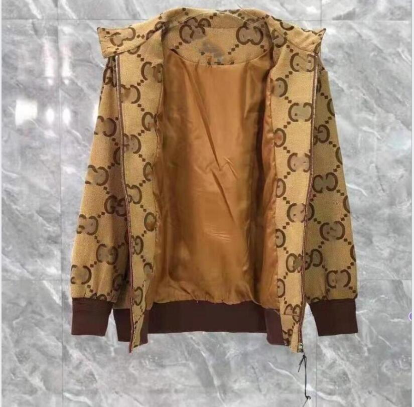 Designer Mens Jackets Clothing France Brand Sunscreen Bomber jacket Europe and American style Outerwear coat, Khaki
Designer Mens Jackets Clothing France Brand Sunscreen Bomber jacket Europe and American style Outerwear coat, Khaki