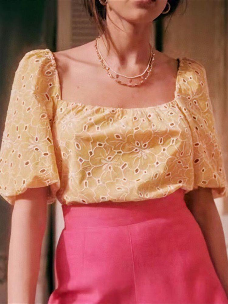 Women' Blouses & Shirts Women' Backless Lace-Up Yellow Blouse Embroidery Flowers 2022 Retro Ladies Square Collar Elegant Shirt And Top
Women' Blouses & Shirts Women' Backless Lace-Up Yellow Blouse Embroidery Flowers 2022 Retro Ladies Square Collar Elegant Shirt And Top