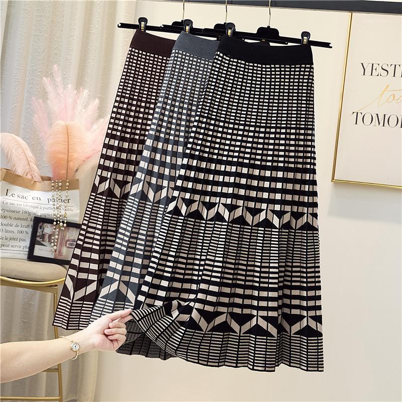 Skirts Vintage Jacquard Knitted Long Skirt For Women 2022 Fall Winter Warm Casual High Waist Mid-length A-line Swing Female, Black
Skirts Vintage Jacquard Knitted Long Skirt For Women 2022 Fall Winter Warm Casual High Waist Mid-length A-line Swing Female, Black