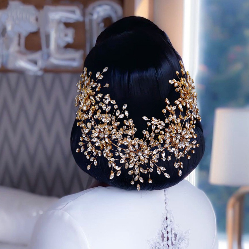 Luxurious Baroque Bridal Headpieces Crown and Tiaras Earrings Sparkly Crystals Rhinestones Women Headwear Headdress Hairband Weddi
