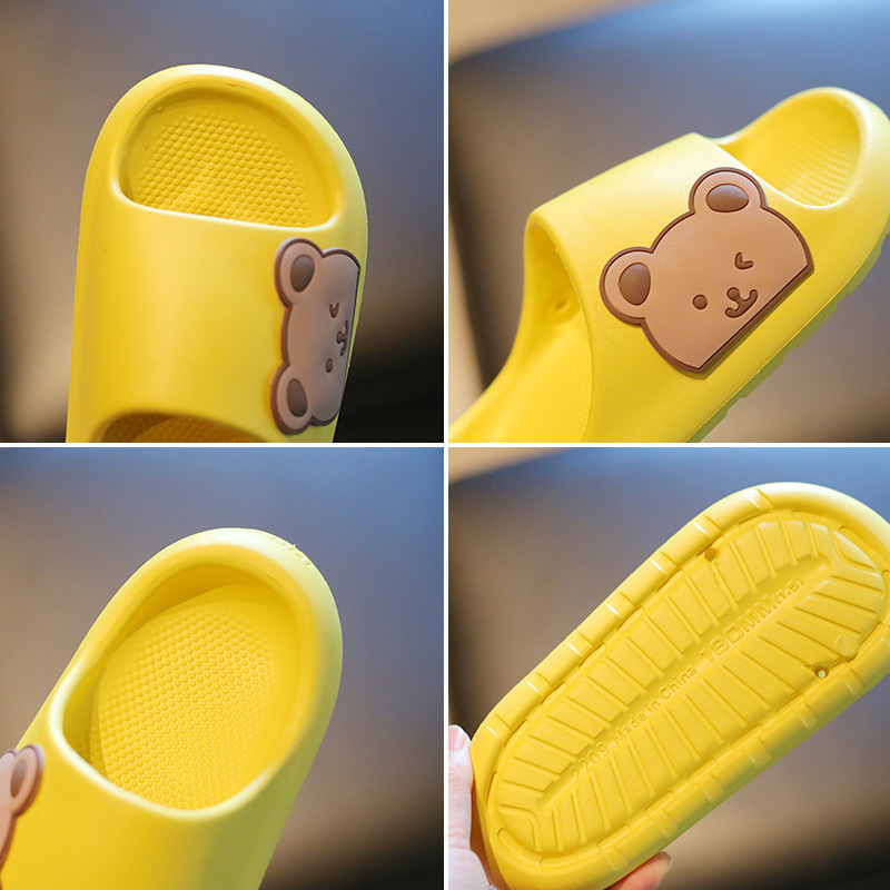 Children's Beach Slippers For Boys Girls Home Shoes Summer Thick Flip Flops Soft Cartoon Ourdoor 220427