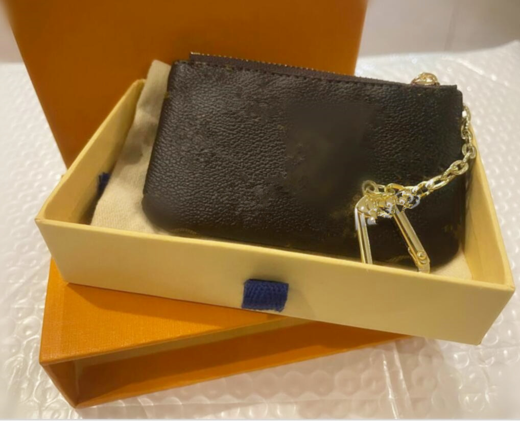 2022 Designers KEY POUCH POCHETTE Designer Coin Purse Key chains ring Credit Card Holder Luxury Mini Wallet shoulder Bag, Black plaid
2022 Designers KEY POUCH POCHETTE Designer Coin Purse Key chains ring Credit Card Holder Luxury Mini Wallet shoulder Bag, Black plaid